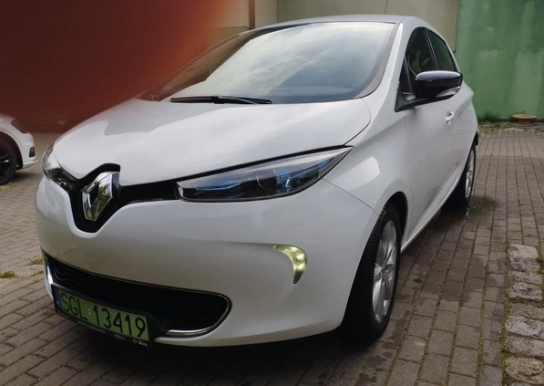 Renault Zoe cena 42500 przebieg: 50700, rok produkcji 2016 z Słupca małe 121